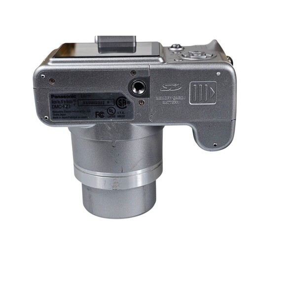 Panasonic LUMIX DMC-FZ7 Digital Camera 6.0MP with 12x Optical Zoom Tested. - Picture 7 of 16